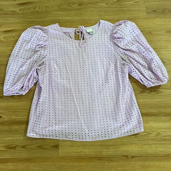 A New Day Womens Lavendar Eyelet Puff Sleeve Blouse Size Large Pastel Spring - Picture 1 of 5